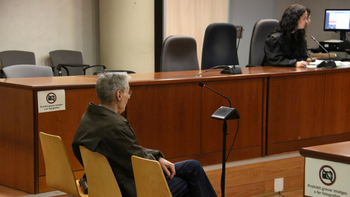 L'acusat de quedar-se 454.000 euros de dos empreses, aquest dijous durant el judici a l'Audiència de Lleida.