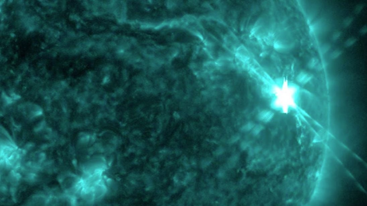 El Observatorio de Dinámica Solar de la NASA capturó esta vista de una erupción solar de clase X2,8 que entró en erupción el 14 de diciembre de 2023.
NASA/SDO
15/12/2023