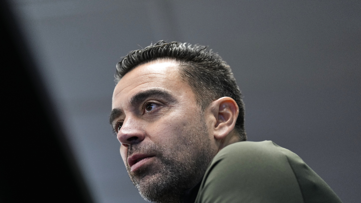 Xavi, durante la rueda de prensa que ofreció ayer previa al partido de hoy en Valencia. - EFE