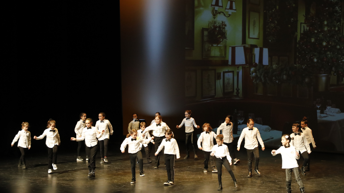 L’espectacle va incloure números de dansa urbana, claqué, flamenc i salsa, entre d’altres. - AMADO FORROLLA