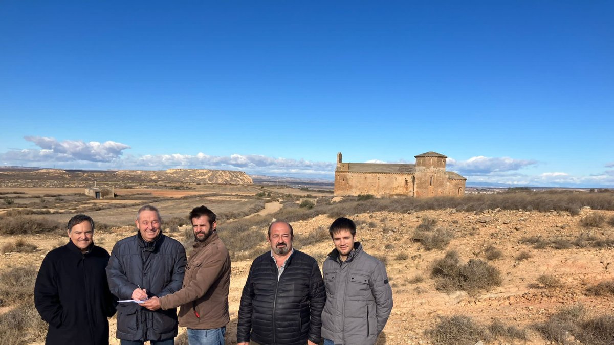 Firma del replanteo de las obras del mirador y centro. - COMARCA DEL BAIX CINCA