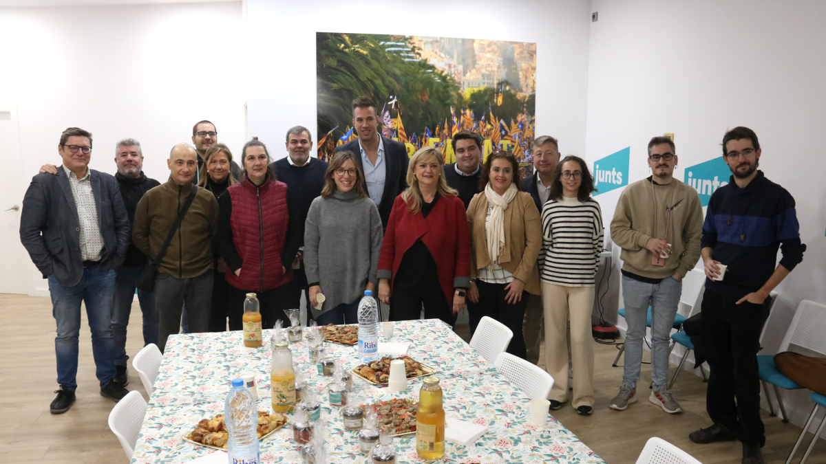 El tradicional desayuno del grupo de Junts en la Paeria de Lleida con los medios de comunicación