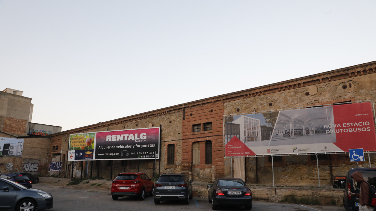 La nueva estación de autobuses se hará en los Docs y estará al lado de la terminal de trenes. - AMADO FORROLLA