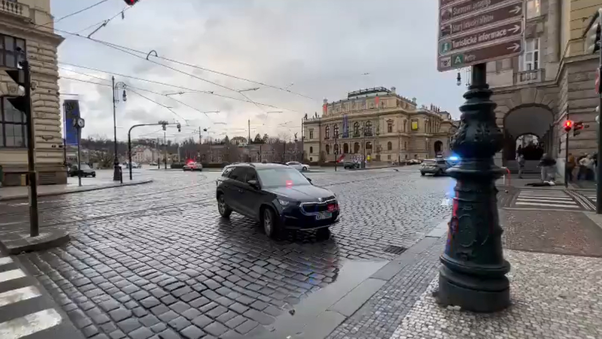 Operación policial en Praga por un tiroteo en una facultad.