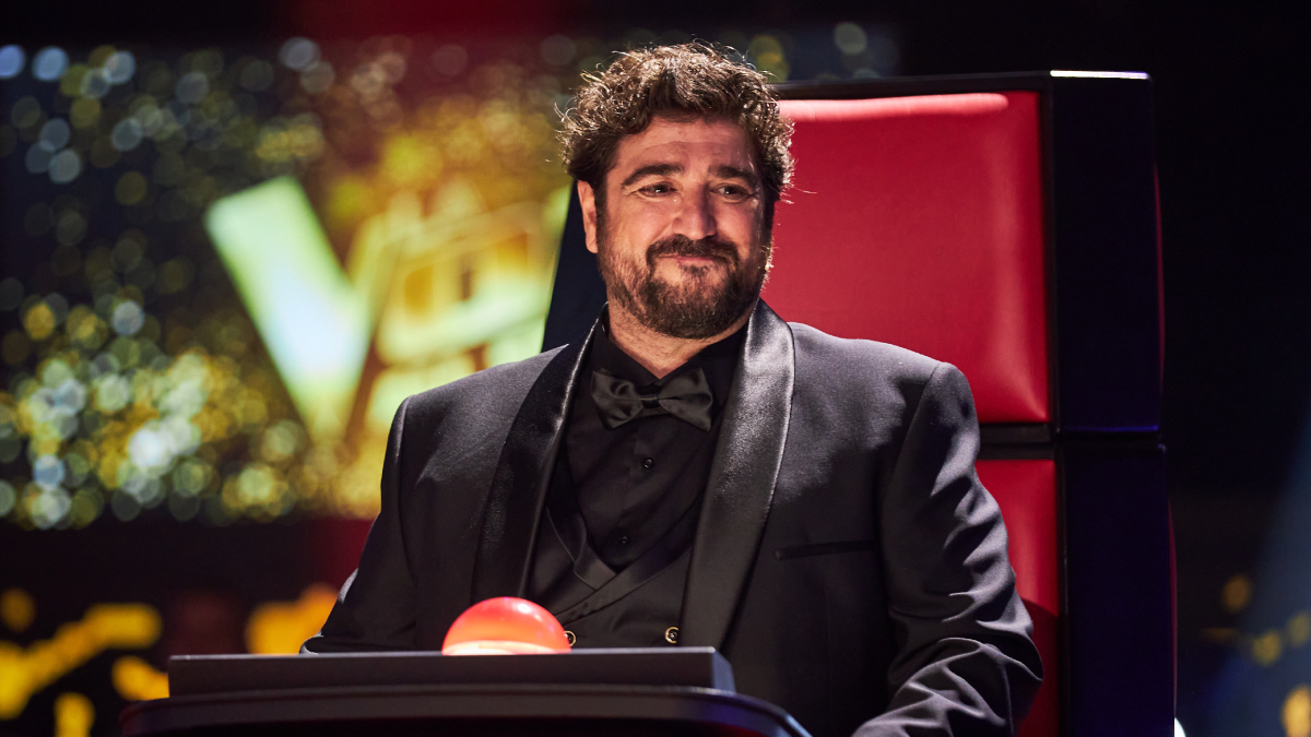 Orozco, un dels ‘coaches’, al costat de Malú, Pablo López i Luis Fonsi. - ATRESMEDIA