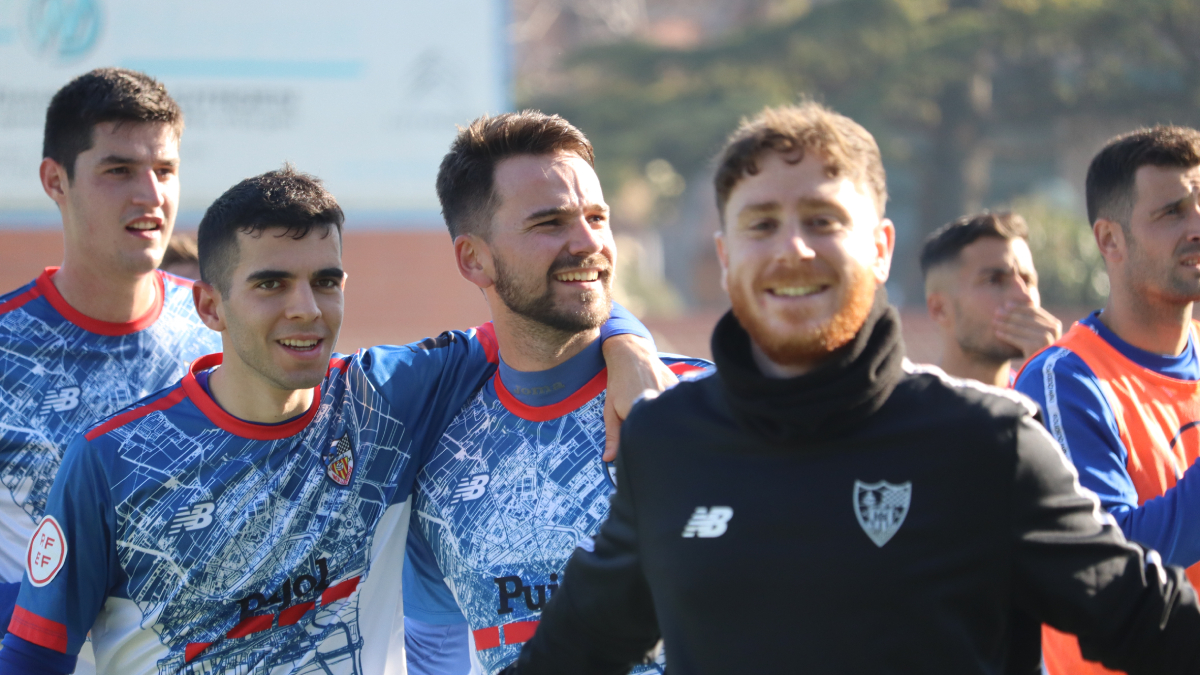 El jugador del Mollerussa Fabre reapareció tras una grave lesión. - ALBA RIVERA