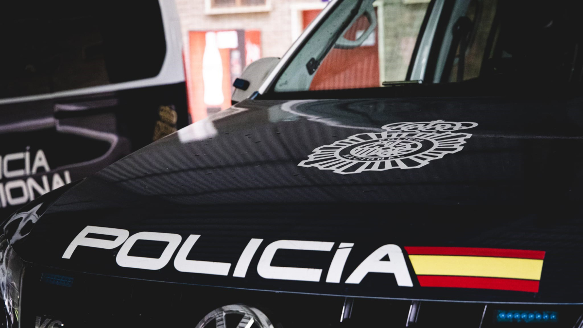 Imagen de archivo de un coche de policia.