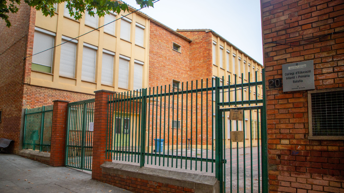 El antiguo colegio Balàfia, en desuso desde este curso. - GERARD HOYAS
