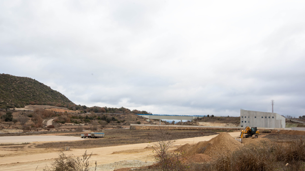 Imatge de les obres de reparcel·lació del polígon Les Agudes. - POL SÁNCHEZ
