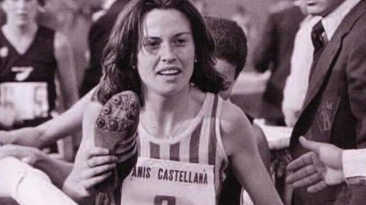 Carmen Valero, després d’una de les seues victòries en camps a través, als anys setanta.