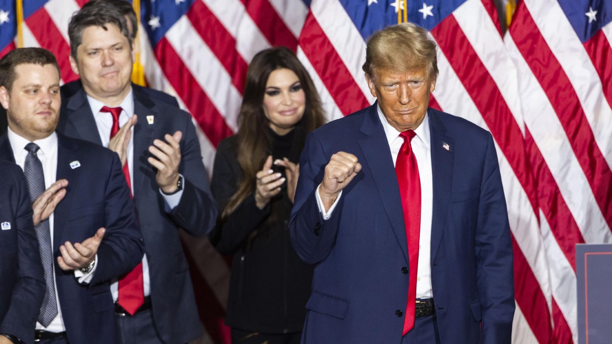 Donald Trump va obtenir una victòria històrica en els caucus de l’estat d’Iowa. - EFE/EPA/JIM LO SCALZO
