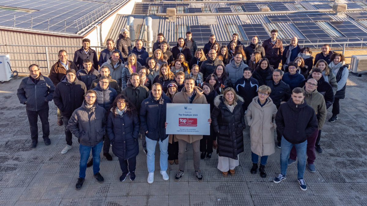 Foto de grup d’empleats del Grup Vall Companys, el grup agroalimentari més gran d’Espanya. - GRUP VALL COMPANYS