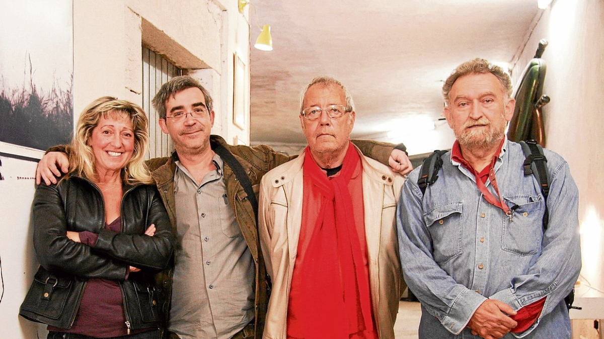 Esther Xargay y Carles Hac Mor, en el centro, en Tàrrega en 2009. - X.S.