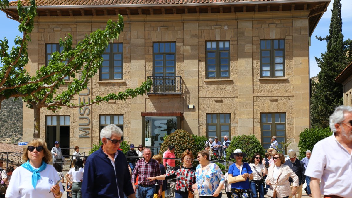 Visitants a la seu del museu durant l’estiu passat. - A.M.