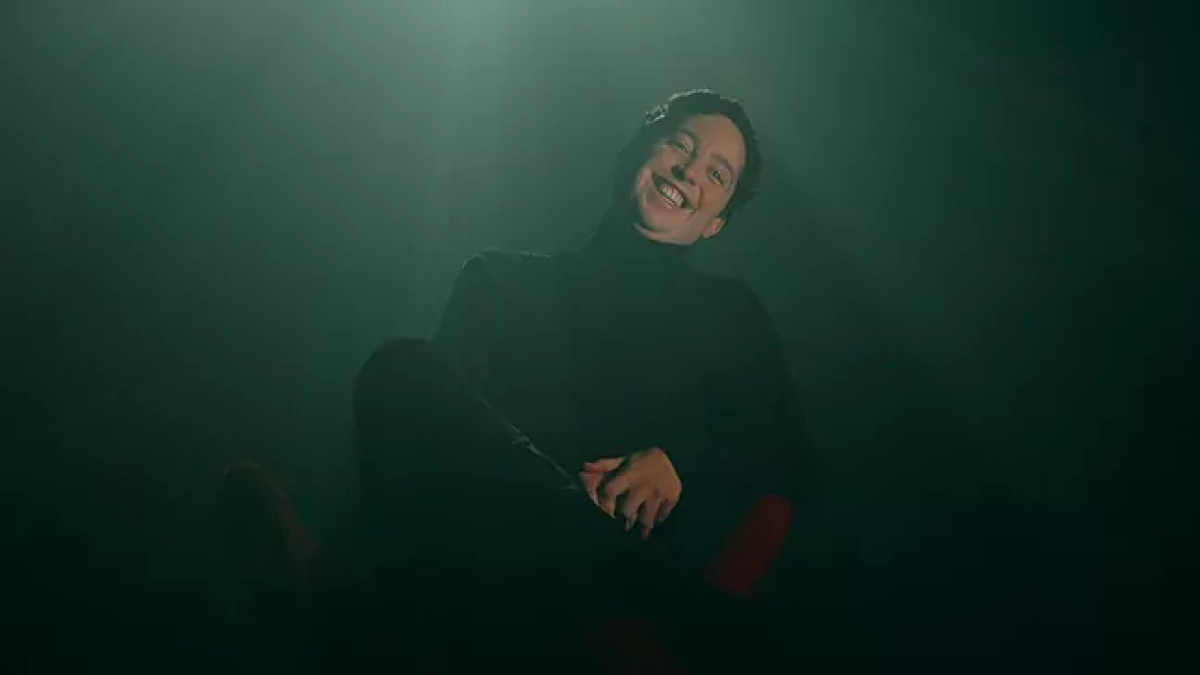 El joven fue acusado de falsedad documental y de fingir ser asesor del Gobierno español. - NETFLIX