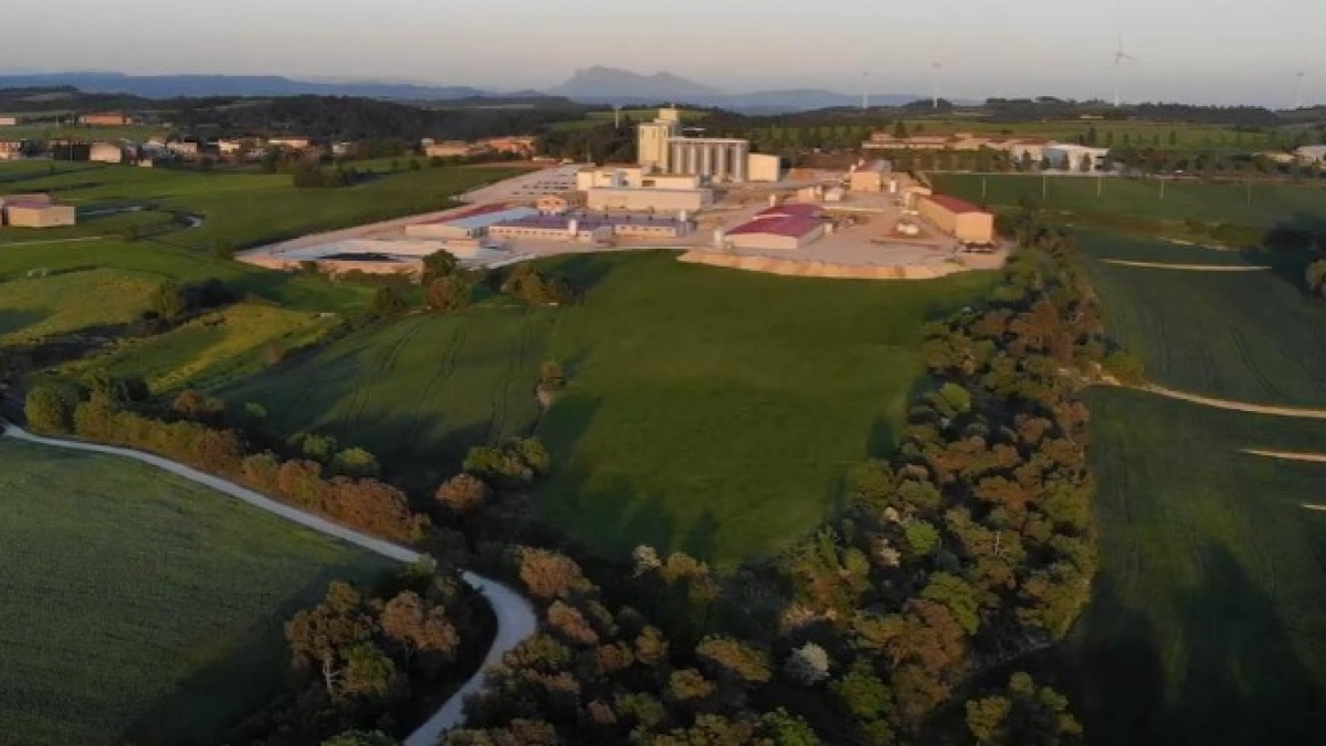 La fábrica de pienso de Yak tiene el sello de Climate Neutral Company y tiene granjas integradas desde hace tres generaciones. - PIENSOS YAK