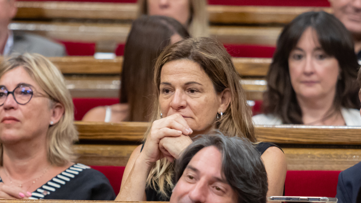 La diputada de Junts Cristina Casol durant una sessió al Parlament.