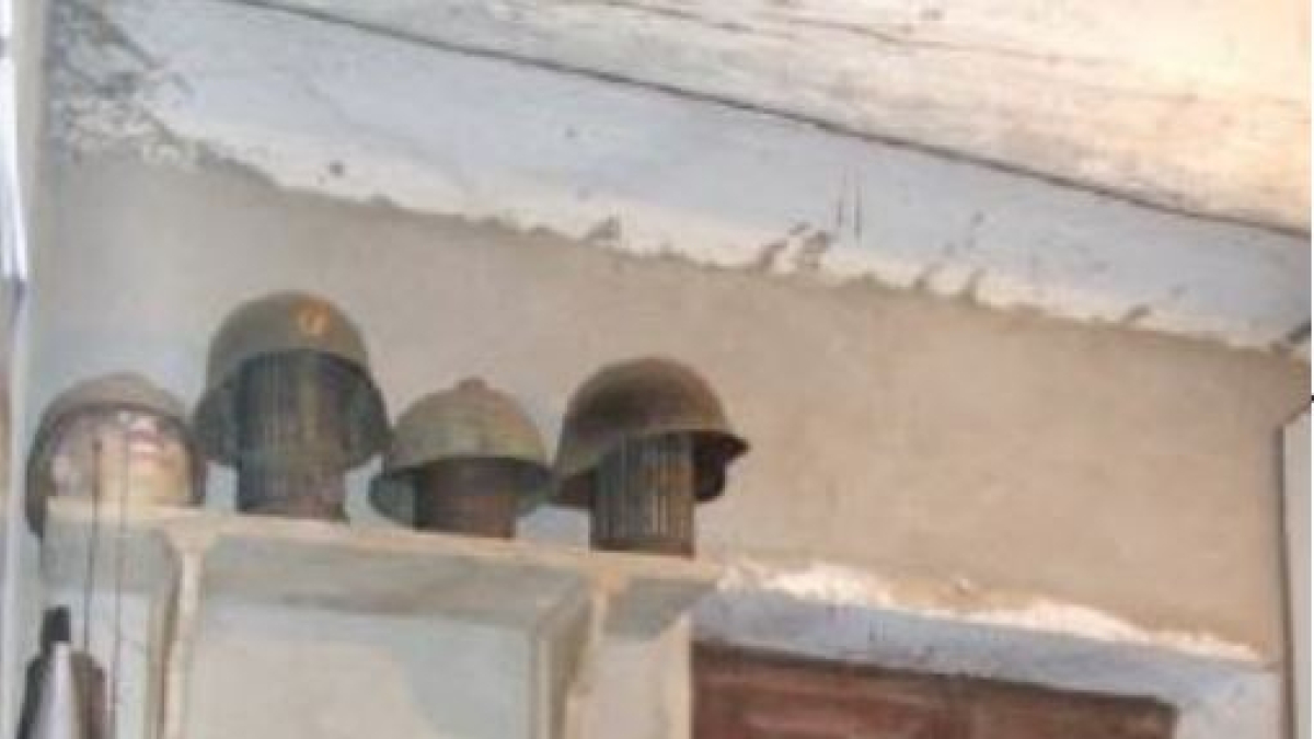 Arsenal hallado en casa de un coleccionista en Térmens, y granadas de mano encontradas en Cubells. - MOSSOS D’ESQUADRA