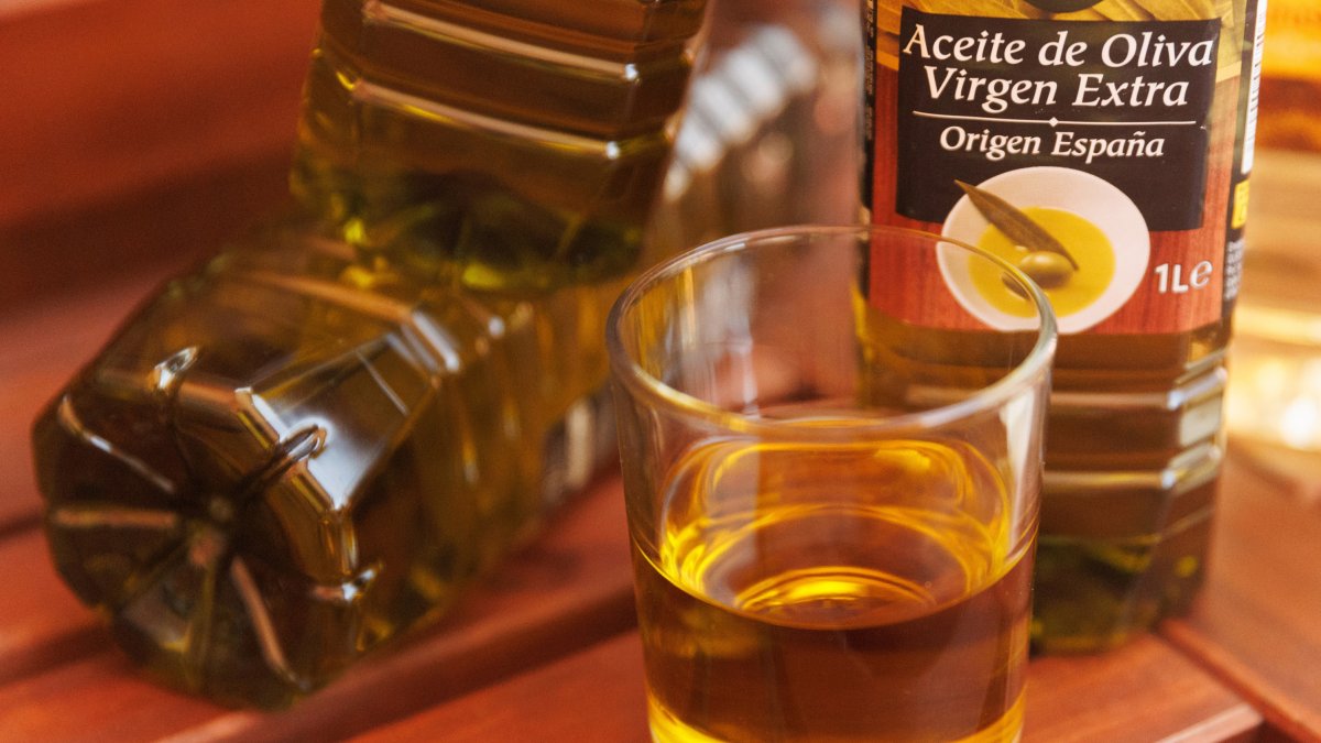 Imagen de archivo de aceite de oliva