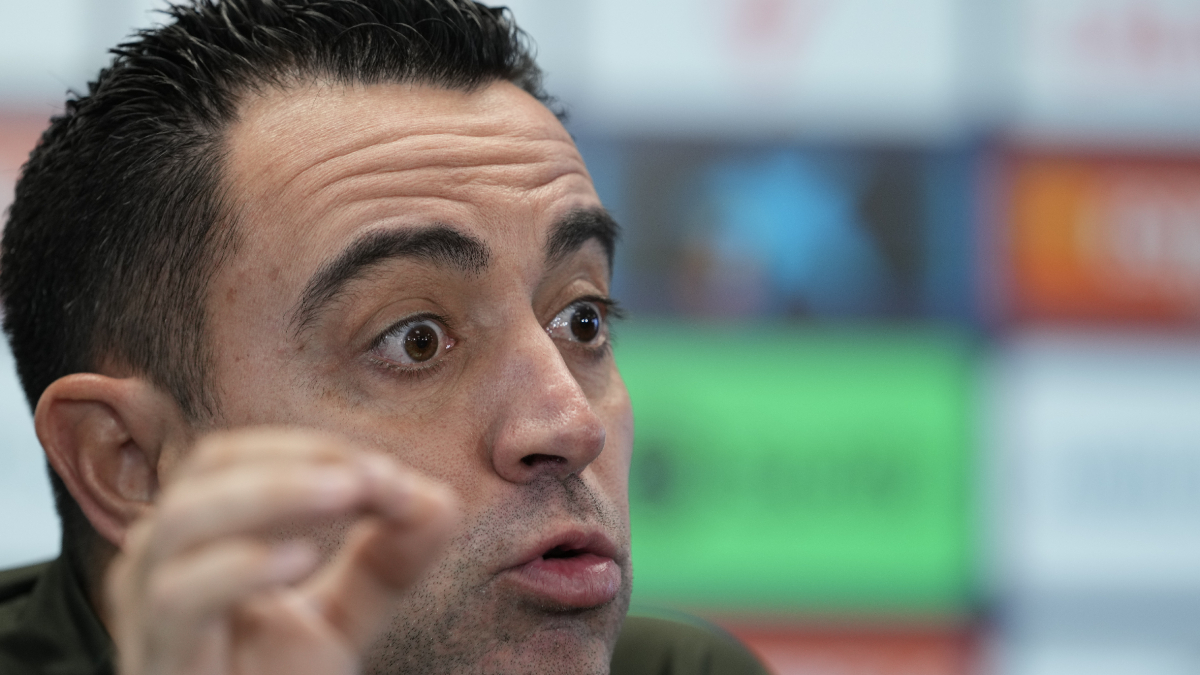Xavi Hernández, ayer durante la rueda de prensa que dio previa al partido de hoy ante el Alavés. - EFE/ALEJANDRO GARCÍA