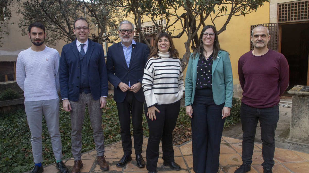 Alcaldes de las capitales del llano de Lleida recuperaron ayer sus encuentros en Tàrrega. - LAIA PEDRÓS