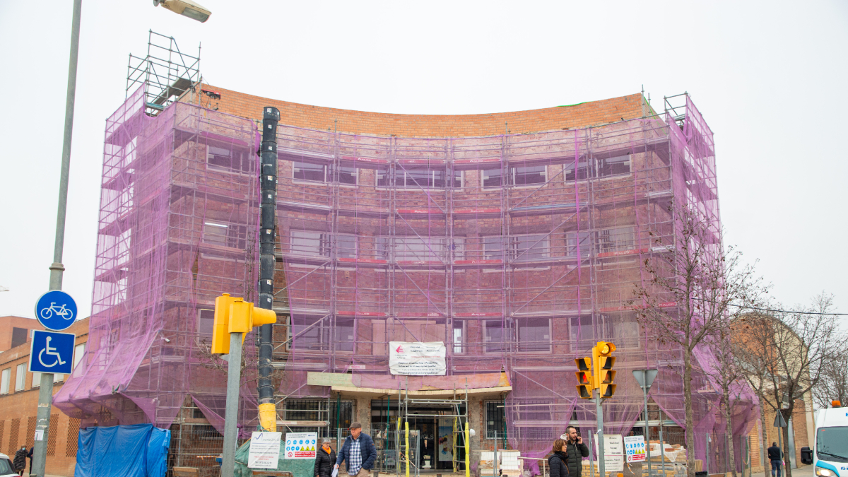 L’institut Guindàvols de Lleida és un dels centres que es troben en obres per reduir el consum energètic. - GERARD HOYAS