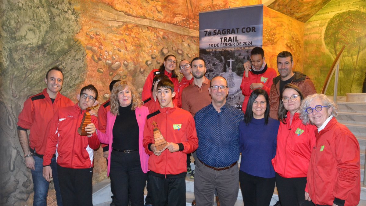 La presentación tuvo lugar ayer con asistencia de alumnos de las Escuelas Especiales de la Diputación. - DIPUTACIÓ DE LLEIDA