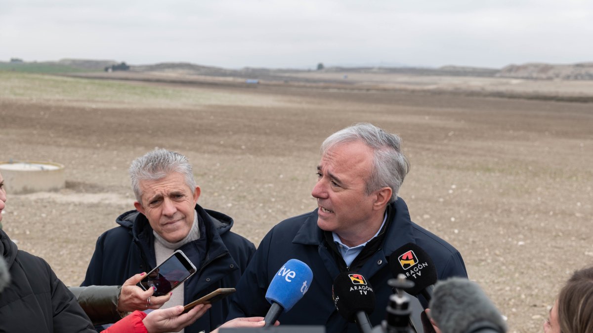 El president del Govern d’Aragó, Jorge Azcón, a Los Monegros.