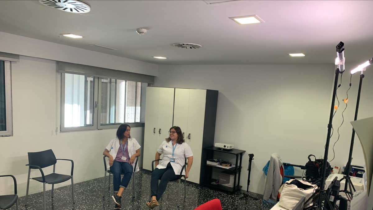 El CAP Onze de Setembre, en TV3. Personal y pacientes del CAP Onze de Setembre protagonizaron ayer el cuarto capítulo de la docuserie de TV3 Històries de la Primària, centrada en la ansiedad, el insomnio y la tristeza. - SALUT