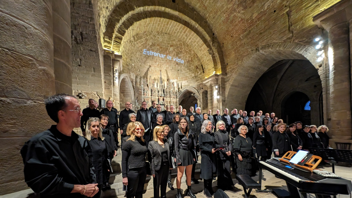 Joaquim Cabrera y Francesc Roig, trasplantados de riñón, compartieron su testimonio. - CORAL MARISTES MONTSERRAT