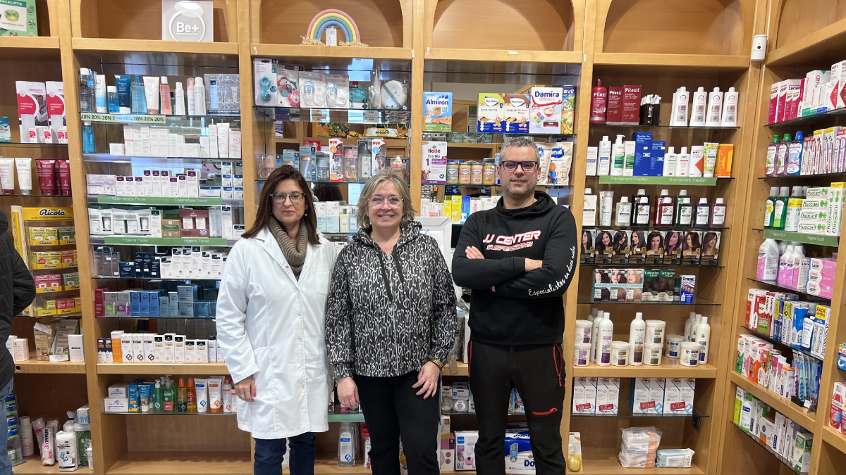 Argilés, Zamora y Bordalba, en la farmacia de Torregrossa. - X.R.