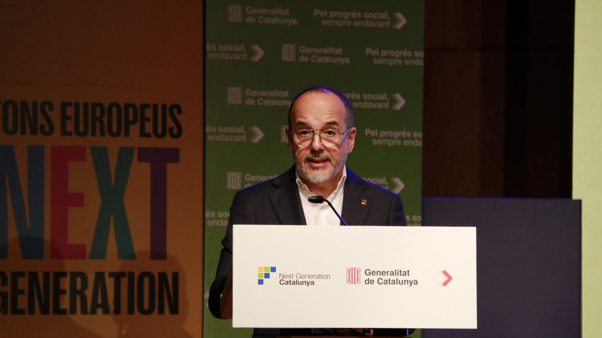 El conseller de Derechos Sociales, Carles Campuzano, durante su intervención en la presentación de los proyectos financiados con fondos europeos en Lleida.