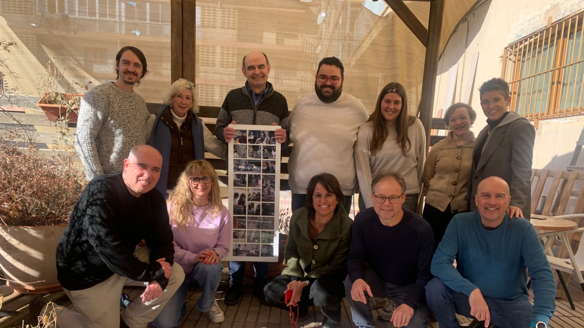 Compañeros de Domenjó participaron ayer en un desayuno para celebrar la nueva etapa que abre. - RICARD LOBO