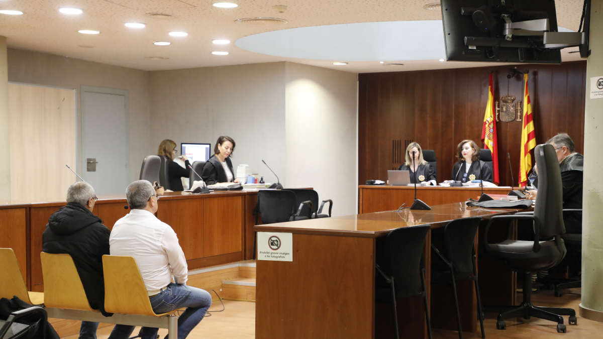 L’acusat, ahir durant la celebració del judici a l’Audiència Provincial de Lleida. - AMADO FORROLLA