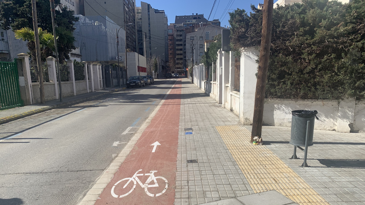Tram acabat de plataforma única a Alfred Perenya. - MARC CARBONELL
