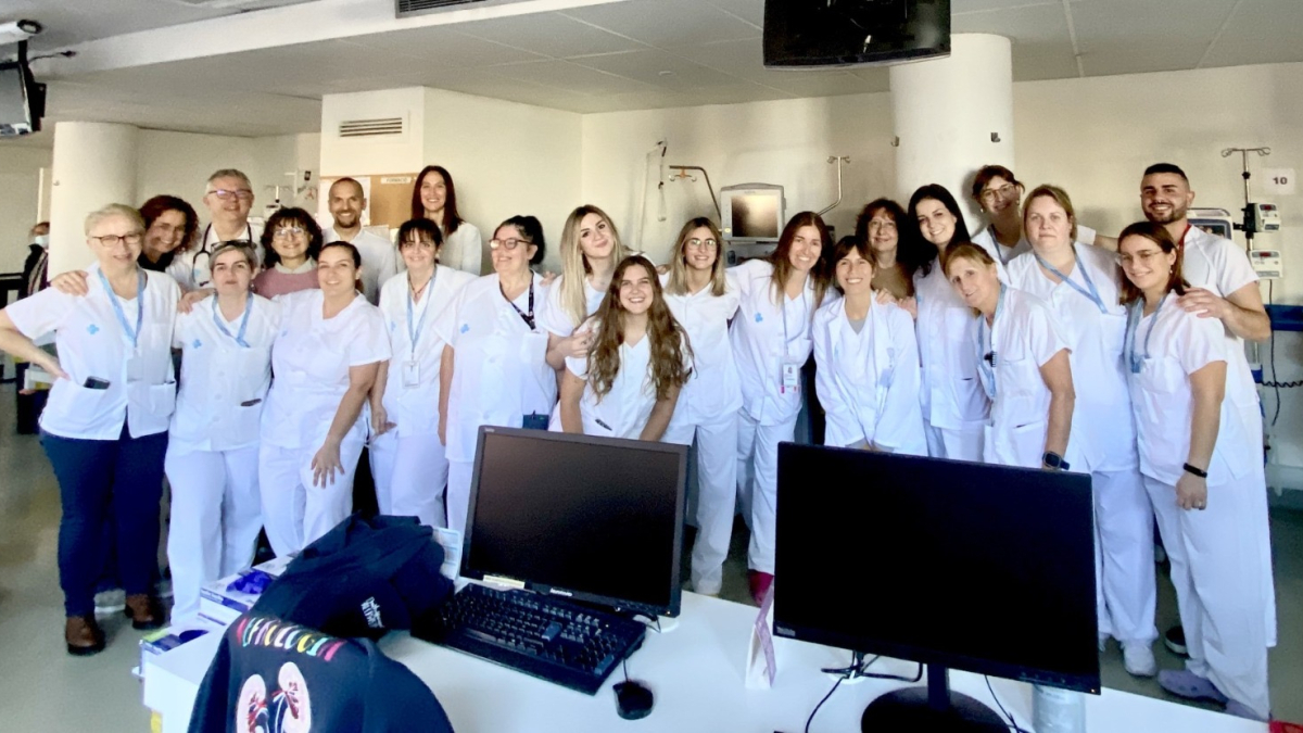 Las unidades de Hemodiálisis del Arnau y del Hospital Comarcal del Pallars han visto certificada su calidad.