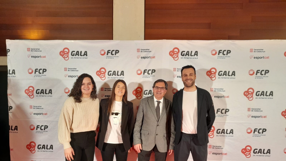 Anna Salvat y Victòria Porta, ayer en la gala de la Catalana.