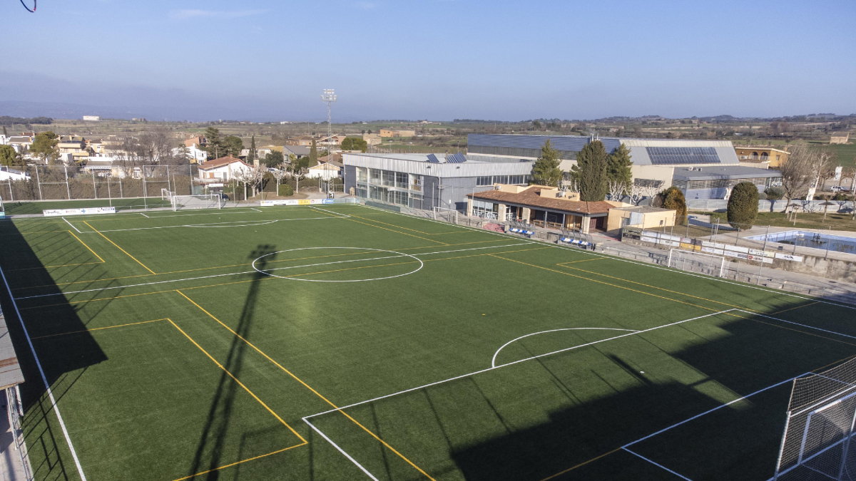 Imatge del camp de futbol de Guissona. - X. SANTESMASSES