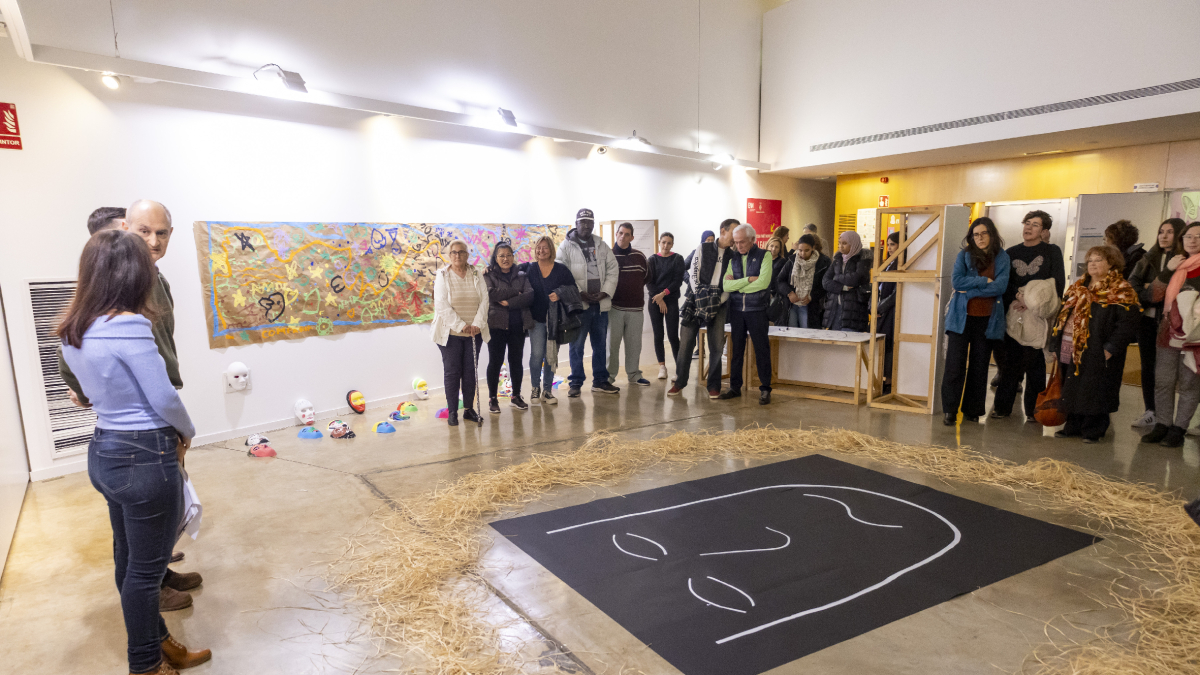 Projecte artístic a l'Escola Leandre Cristòfol de persones sense llar - JORDI ECHEVARRIA