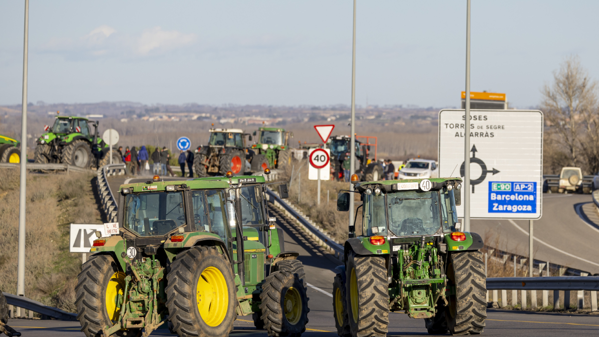 Tractorada del 12 de febrer passat a l’A-2 a Soses. - JORDI ECHEVARRIA