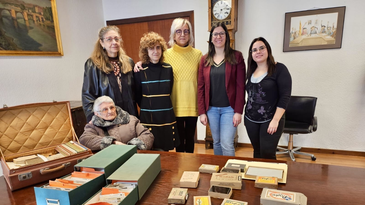 La Paeria de Balaguer ha recibido la donación por parte de la familia del coleccionista Joan Barrot. - AJUNTAMENT DE BALAGUER
