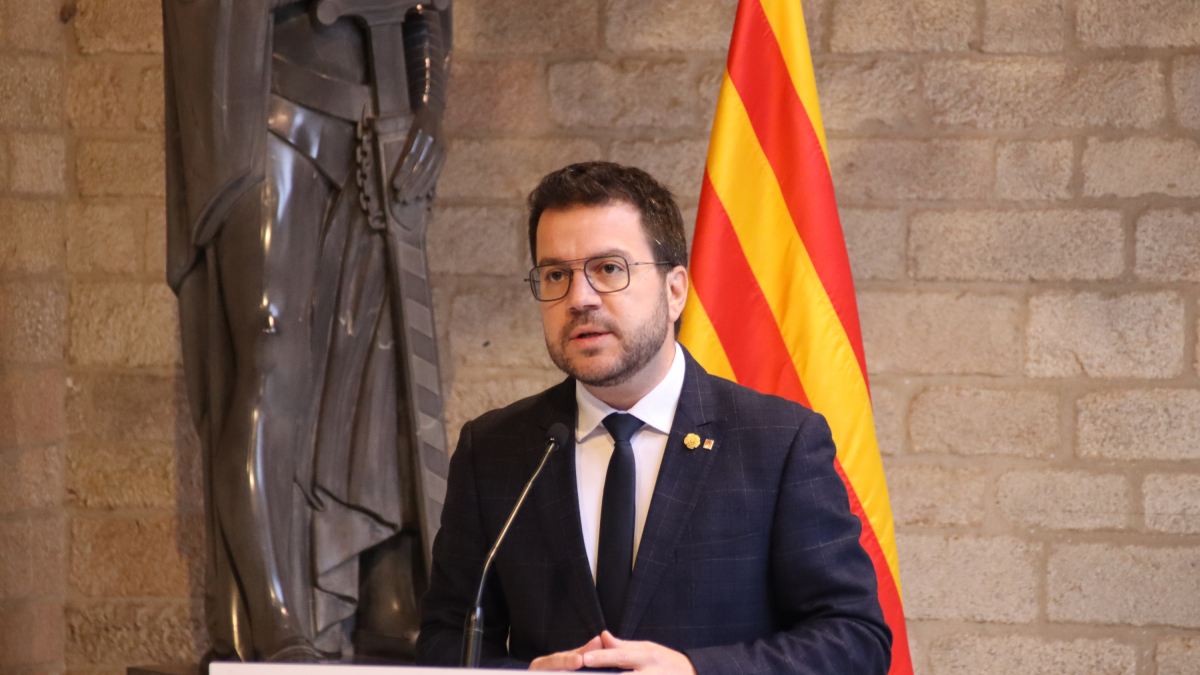 El president de la Generalitat, Pere Aragonès, en una compareixença al Palau de la Generalitat abans que el Consell Executiu aprovi els pressupostos.