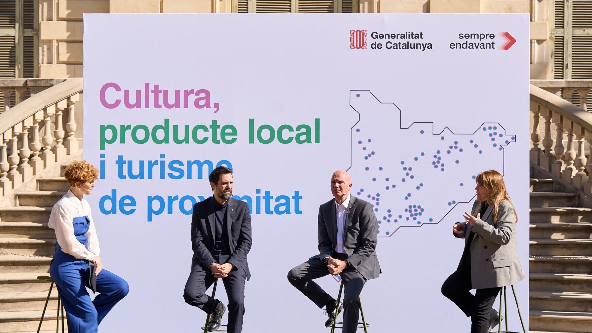 Els consellers Roger Torrent, David Mascort i Natàlia Garriga