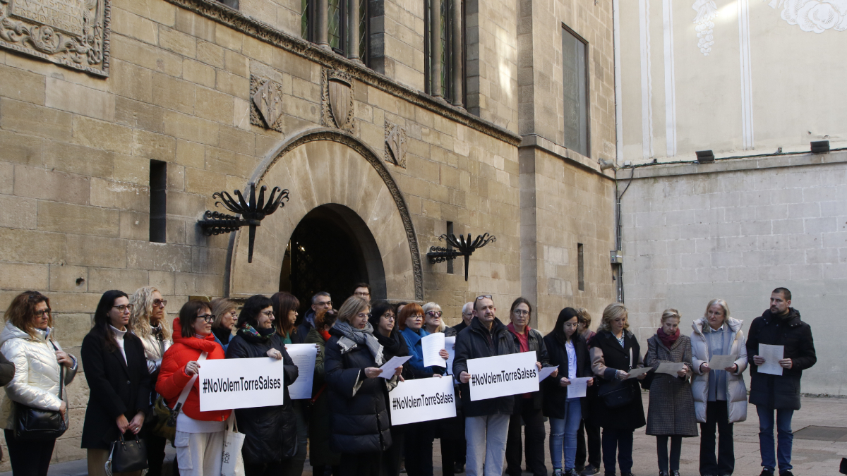 La presentación del manifiesto contó con el apoyo de todos los grupos de la oposición municipal. - AMADO FORROLLA