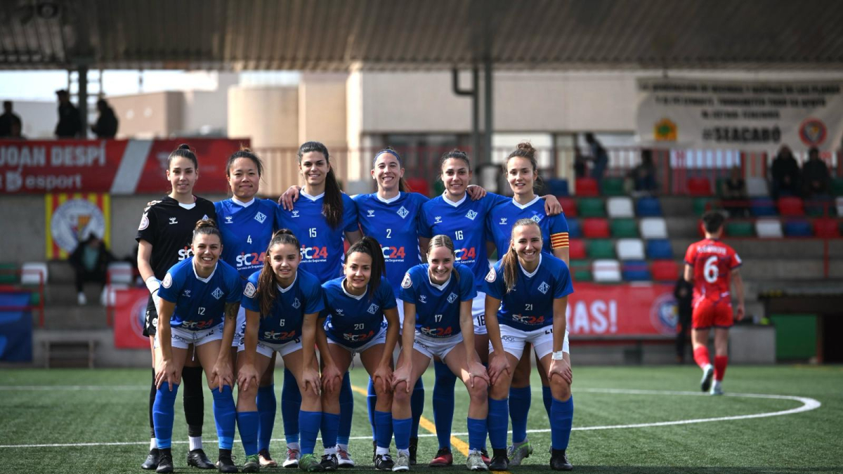 Onze inicial de l’AEM ahir en l’amistós disputat a Sant Joan Despí.