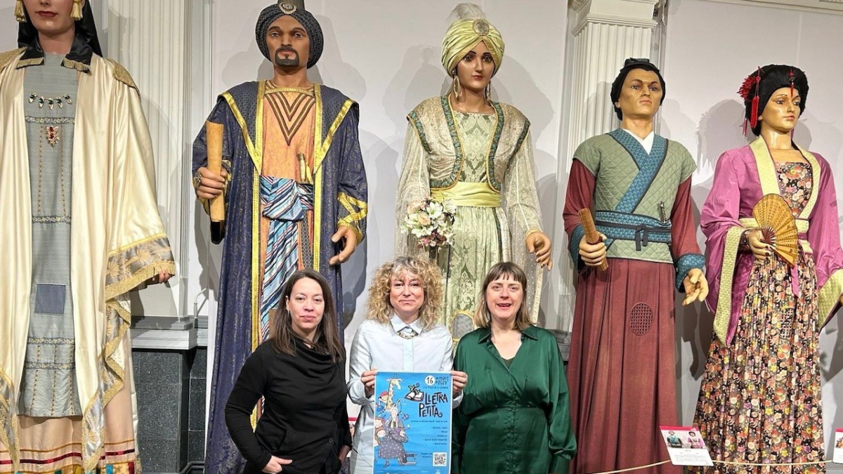 La concejala de Cultura y las organizadoras presentaron el evento. - PAERIA