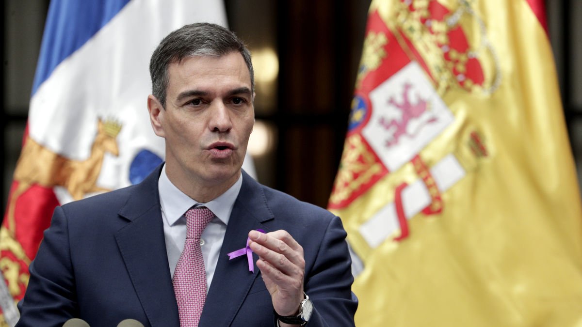 El president Pedro Sánchez durant una compareixença a Xile. - EFE