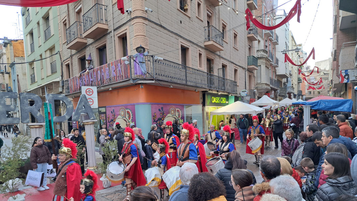 La desfilada dels Armats dels Dolors va ser una de les activitats que més expectació van generar. - SCD