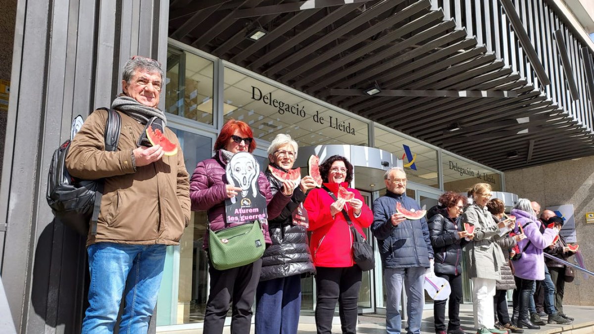 Concentració a Lleida a favor del final de les guerres - JOSEP MARIA CURRIÀ