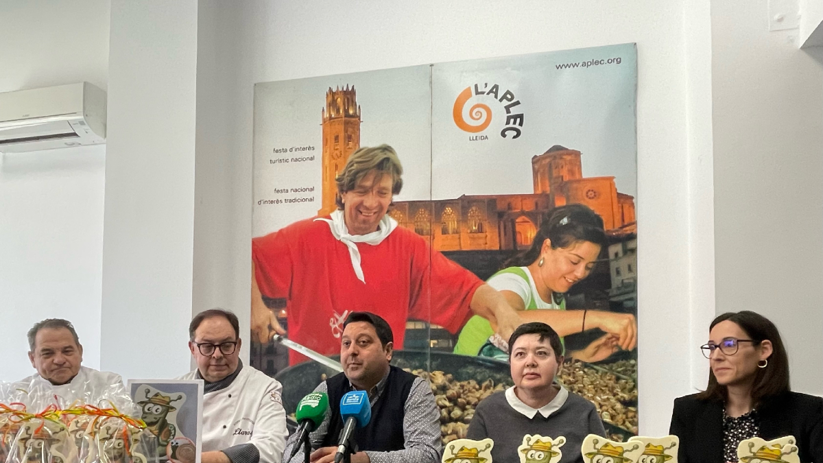 Una mona de xocolate de la mascota de l’Aplec del Caragol, solidària amb Ilersis